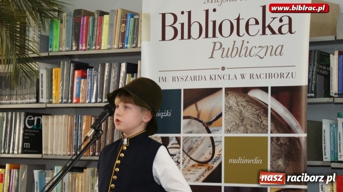 Zdjęcie w galerii na portalu naszraciborz.pl: Piyknie godali w bibliotece  wiadomości z regionu