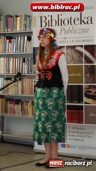 Zdjęcie w galerii na portalu naszraciborz.pl: Piyknie godali w bibliotece  wiadomości z regionu