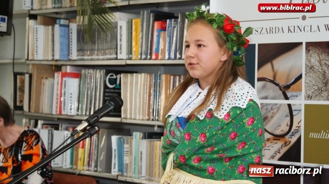 Zdjęcie w galerii na portalu naszraciborz.pl: Piyknie godali w bibliotece  wiadomości z regionu