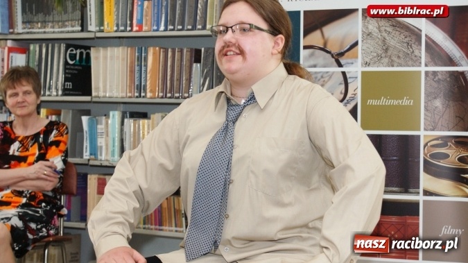 Zdjęcie w galerii na portalu naszraciborz.pl: Piyknie godali w bibliotece  wiadomości z regionu