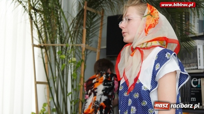 Zdjęcie w galerii na portalu naszraciborz.pl: Piyknie godali w bibliotece  wiadomości z regionu