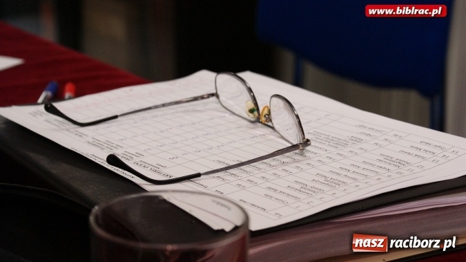 Zdjęcie w galerii na portalu naszraciborz.pl: Piyknie godali w bibliotece  wiadomości z regionu