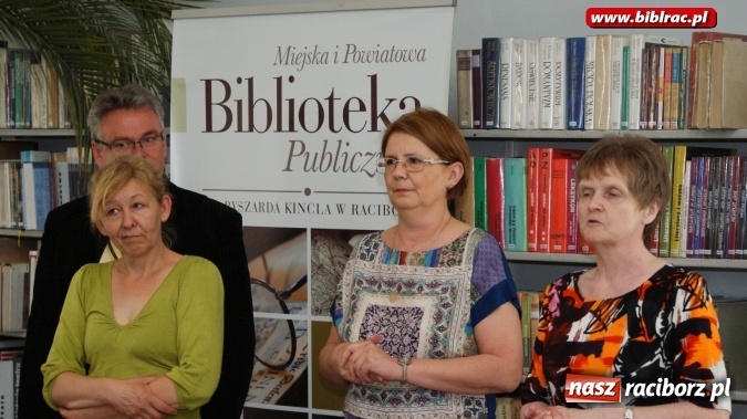 Zdjęcie w galerii na portalu naszraciborz.pl: Piyknie godali w bibliotece  wiadomości z regionu