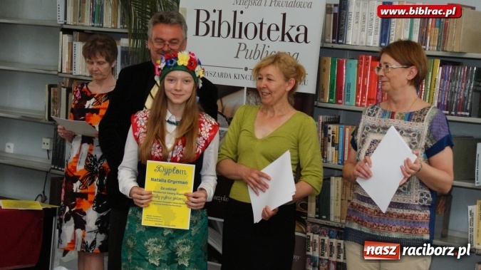 Zdjęcie w galerii na portalu naszraciborz.pl: Piyknie godali w bibliotece  wiadomości z regionu