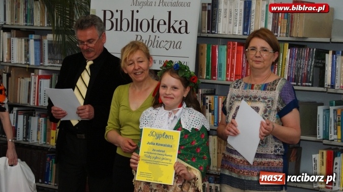 Zdjęcie w galerii na portalu naszraciborz.pl: Piyknie godali w bibliotece  wiadomości z regionu