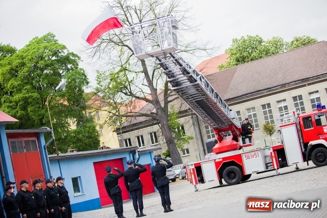 Zdjęcie w galerii na portalu naszraciborz.pl: Raciborskie obchody Dnia Strażaka - FOTOREPORTAŻ wiadomości z regionu