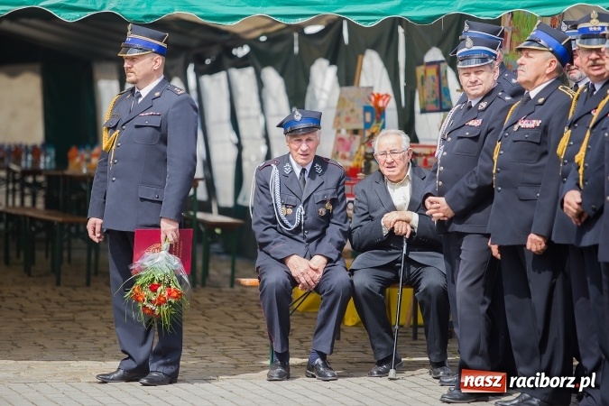 Zdjęcie w galerii na portalu naszraciborz.pl: Raciborskie obchody Dnia Strażaka - FOTOREPORTAŻ wiadomości z regionu