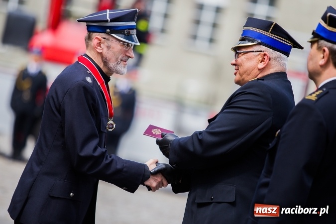 Zdjęcie w galerii na portalu naszraciborz.pl: Raciborskie obchody Dnia Strażaka - FOTOREPORTAŻ wiadomości z regionu