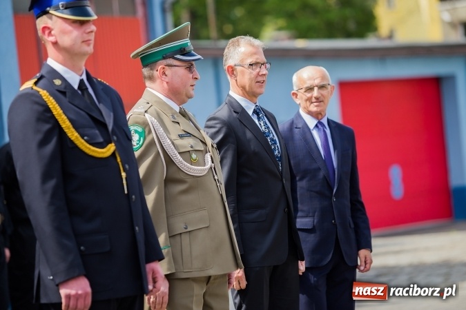 Zdjęcie w galerii na portalu naszraciborz.pl: Raciborskie obchody Dnia Strażaka - FOTOREPORTAŻ wiadomości z regionu