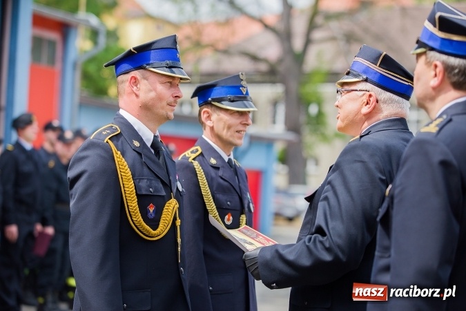 Zdjęcie w galerii na portalu naszraciborz.pl: Raciborskie obchody Dnia Strażaka - FOTOREPORTAŻ wiadomości z regionu