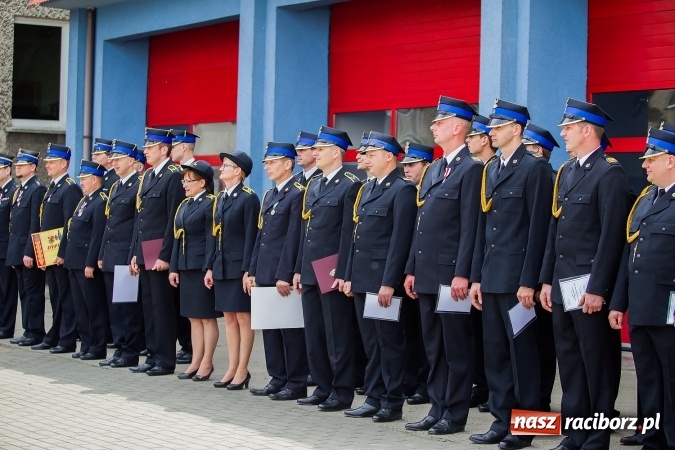 Zdjęcie w galerii na portalu naszraciborz.pl: Raciborskie obchody Dnia Strażaka - FOTOREPORTAŻ wiadomości z regionu