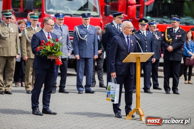 Zdjęcie w galerii na portalu naszraciborz.pl: Raciborskie obchody Dnia Strażaka - FOTOREPORTAŻ wiadomości z regionu