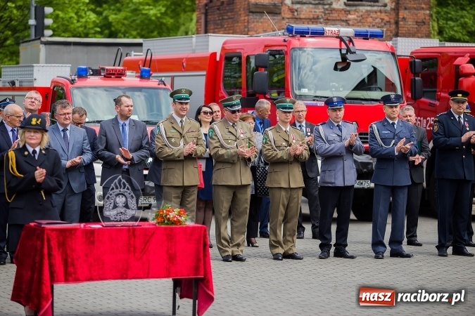 Zdjęcie w galerii na portalu naszraciborz.pl: Raciborskie obchody Dnia Strażaka - FOTOREPORTAŻ wiadomości z regionu