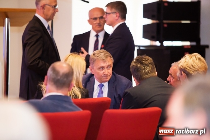 Zdjęcie w galerii na portalu naszraciborz.pl: Raciborskie Centrum Medyczne świętowało na zamku 5-lecie działalności w systemie publicznej ochrony zdrowia wiadomości z regionu