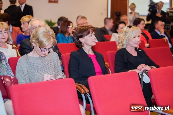 Zdjęcie w galerii na portalu naszraciborz.pl: Raciborskie Centrum Medyczne świętowało na zamku 5-lecie działalności w systemie publicznej ochrony zdrowia wiadomości z regionu