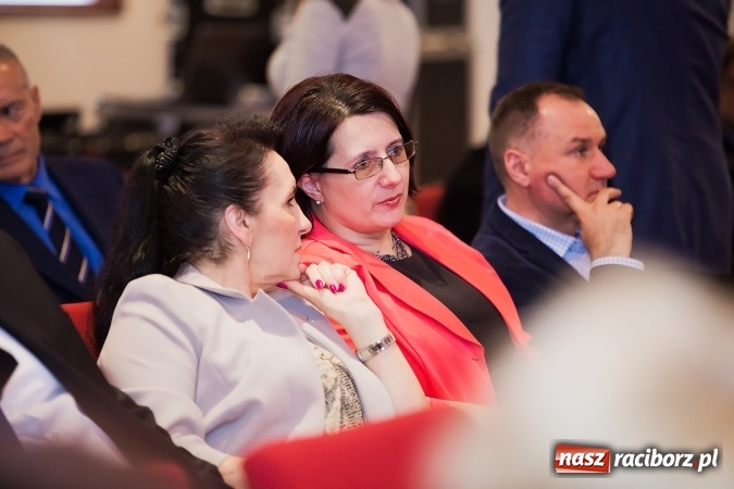 Zdjęcie w galerii na portalu naszraciborz.pl: Raciborskie Centrum Medyczne świętowało na zamku 5-lecie działalności w systemie publicznej ochrony zdrowia wiadomości z regionu