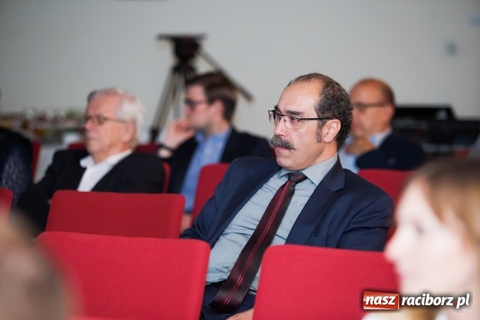 Zdjęcie w galerii na portalu naszraciborz.pl: Raciborskie Centrum Medyczne świętowało na zamku 5-lecie działalności w systemie publicznej ochrony zdrowia wiadomości z regionu