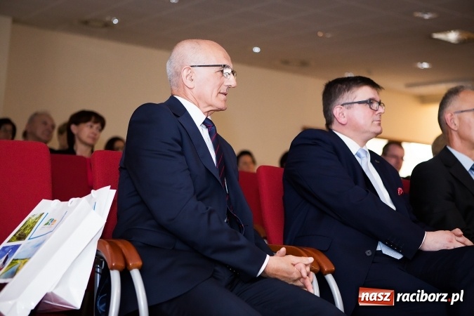 Zdjęcie w galerii na portalu naszraciborz.pl: Raciborskie Centrum Medyczne świętowało na zamku 5-lecie działalności w systemie publicznej ochrony zdrowia wiadomości z regionu