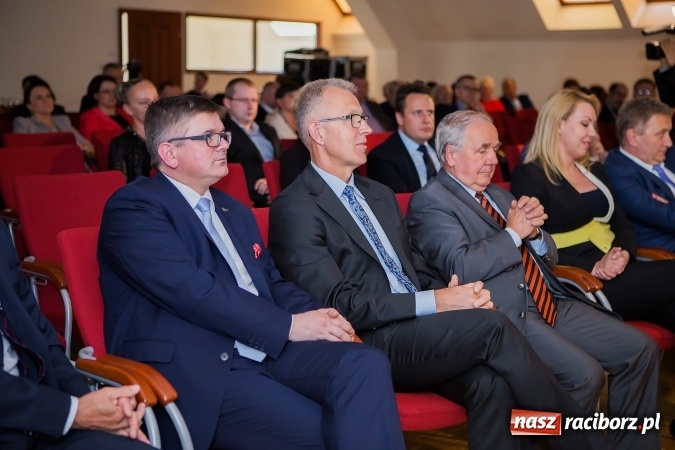 Zdjęcie w galerii na portalu naszraciborz.pl: Raciborskie Centrum Medyczne świętowało na zamku 5-lecie działalności w systemie publicznej ochrony zdrowia wiadomości z regionu