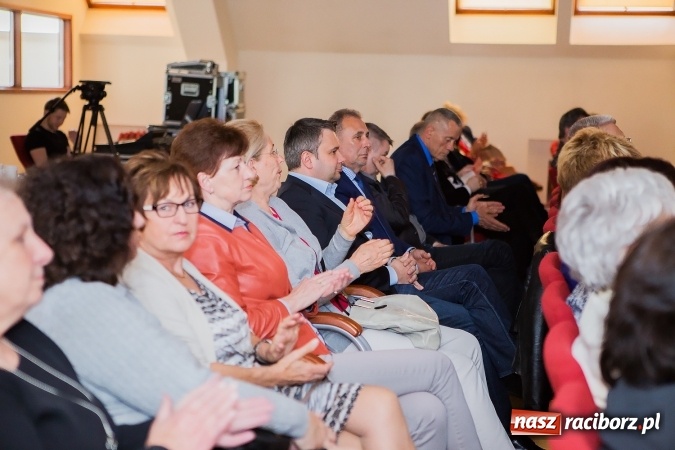 Zdjęcie w galerii na portalu naszraciborz.pl: Raciborskie Centrum Medyczne świętowało na zamku 5-lecie działalności w systemie publicznej ochrony zdrowia wiadomości z regionu