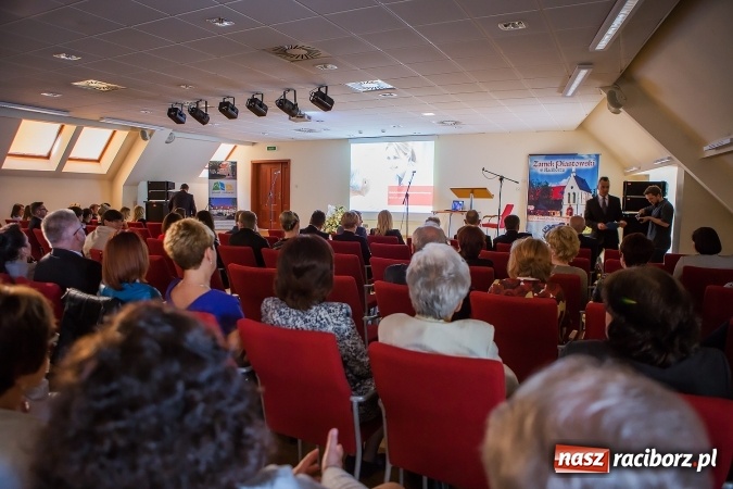 Zdjęcie w galerii na portalu naszraciborz.pl: Raciborskie Centrum Medyczne świętowało na zamku 5-lecie działalności w systemie publicznej ochrony zdrowia wiadomości z regionu