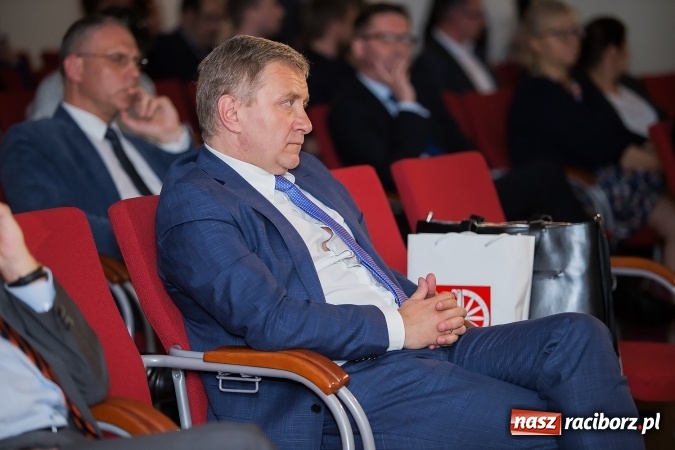 Zdjęcie w galerii na portalu naszraciborz.pl: Raciborskie Centrum Medyczne świętowało na zamku 5-lecie działalności w systemie publicznej ochrony zdrowia wiadomości z regionu