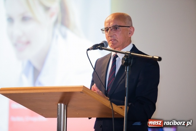 Zdjęcie w galerii na portalu naszraciborz.pl: Raciborskie Centrum Medyczne świętowało na zamku 5-lecie działalności w systemie publicznej ochrony zdrowia wiadomości z regionu