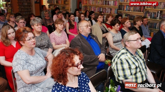 Zdjęcie w galerii na portalu naszraciborz.pl: Oficjalne obchody Dnia Bibliotekarza i Bibliotek  wiadomości z regionu