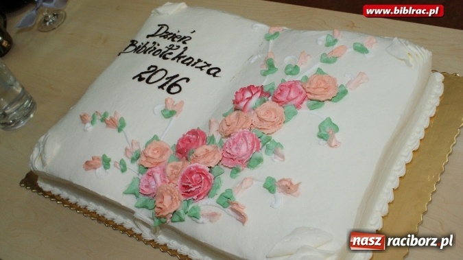 Zdjęcie w galerii na portalu naszraciborz.pl: Oficjalne obchody Dnia Bibliotekarza i Bibliotek  wiadomości z regionu