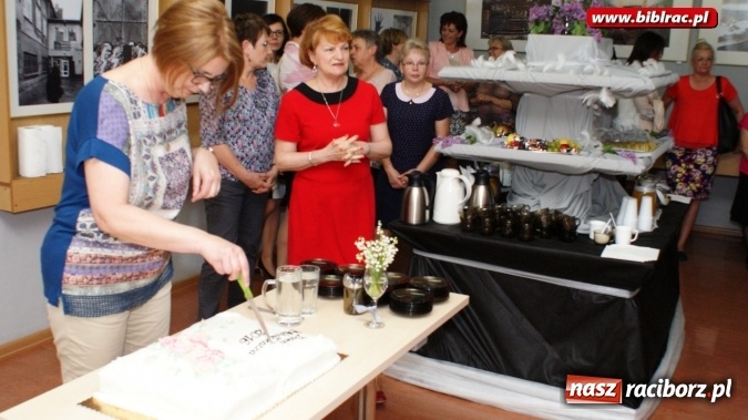 Zdjęcie w galerii na portalu naszraciborz.pl: Oficjalne obchody Dnia Bibliotekarza i Bibliotek  wiadomości z regionu