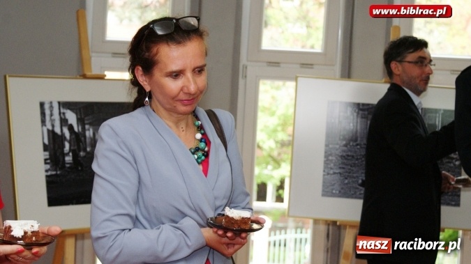 Zdjęcie w galerii na portalu naszraciborz.pl: Oficjalne obchody Dnia Bibliotekarza i Bibliotek  wiadomości z regionu