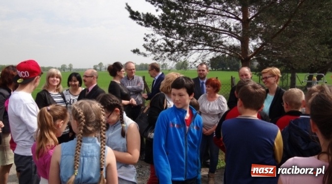 Zdjęcie w galerii na portalu naszraciborz.pl: Siłownia napowietrzna w Wojnowicach już otwarta wiadomości z regionu