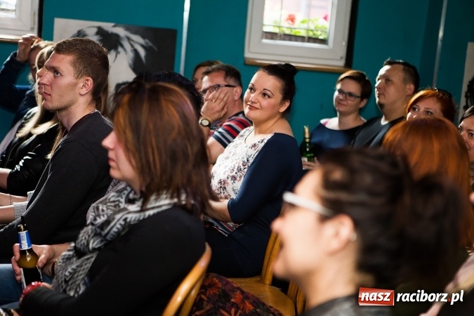 Zdjęcie w galerii na portalu naszraciborz.pl: Renata Przemyk z Akustik Trio wystąpiła na Końcu Świata wiadomości z regionu