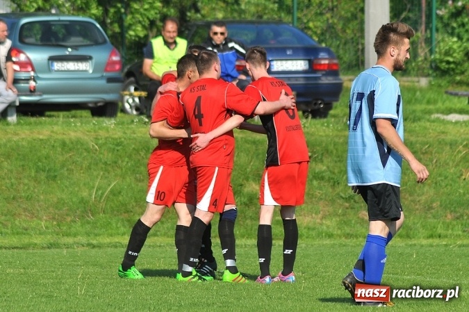 Zdjęcie w galerii na portalu naszraciborz.pl: Dobra passa Brzezia trwa. Tym razem wygrana ze Stalą wiadomości z regionu