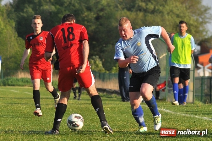 Zdjęcie w galerii na portalu naszraciborz.pl: Dobra passa Brzezia trwa. Tym razem wygrana ze Stalą wiadomości z regionu