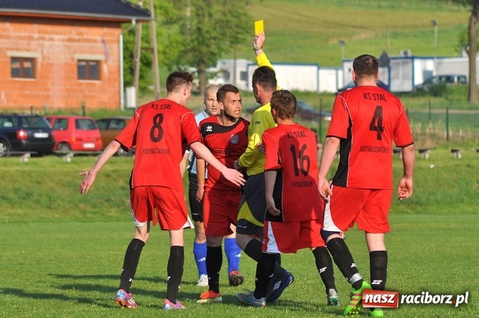 Zdjęcie w galerii na portalu naszraciborz.pl: Dobra passa Brzezia trwa. Tym razem wygrana ze Stalą wiadomości z regionu