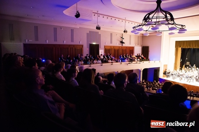 Zdjęcie w galerii na portalu naszraciborz.pl: Czescy filharmonicy zachwycili w Raciborzu  wiadomości z regionu