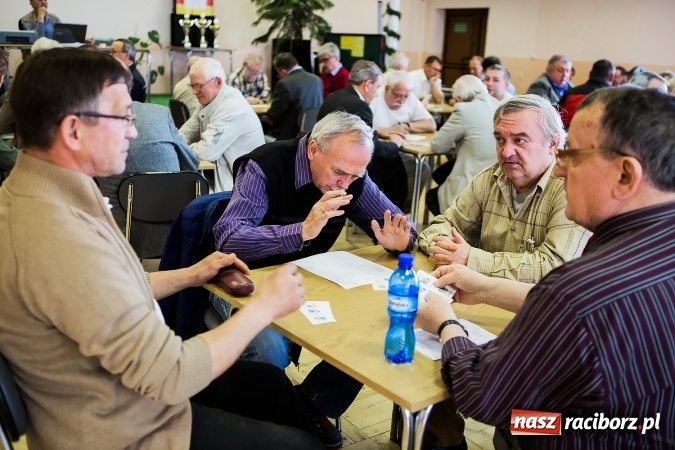 Zdjęcie w galerii na portalu naszraciborz.pl: Turniej w skata w Domu Kultury w Bojanowie wiadomości z regionu