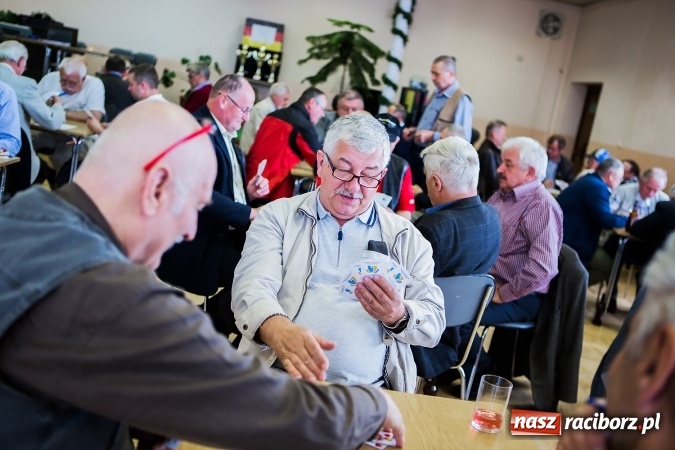 Zdjęcie w galerii na portalu naszraciborz.pl: Turniej w skata w Domu Kultury w Bojanowie wiadomości z regionu