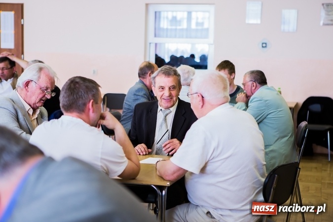 Zdjęcie w galerii na portalu naszraciborz.pl: Turniej w skata w Domu Kultury w Bojanowie wiadomości z regionu