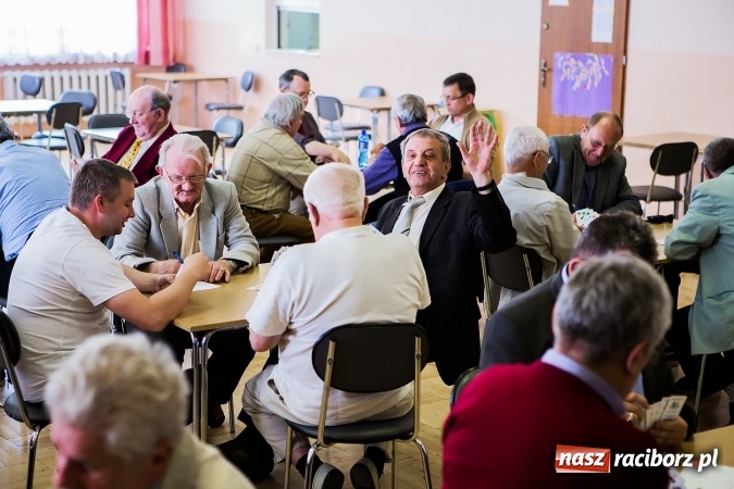 Zdjęcie w galerii na portalu naszraciborz.pl: Turniej w skata w Domu Kultury w Bojanowie wiadomości z regionu