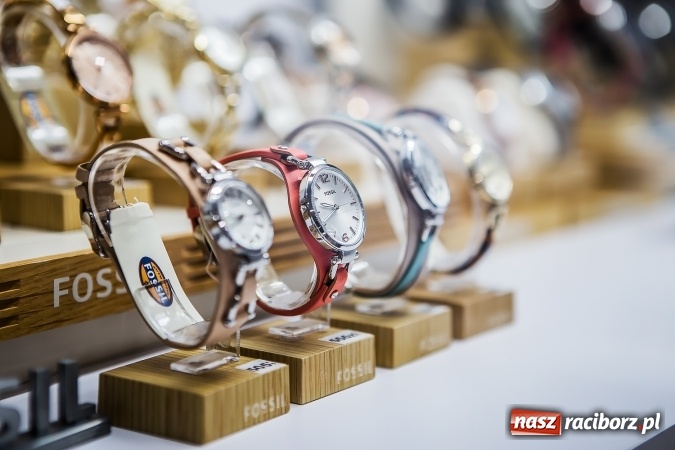 Zdjęcie w galerii na portalu naszraciborz.pl: Cenne, bo rzadkie - czyli rękodzieło ze złota wiadomości z regionu