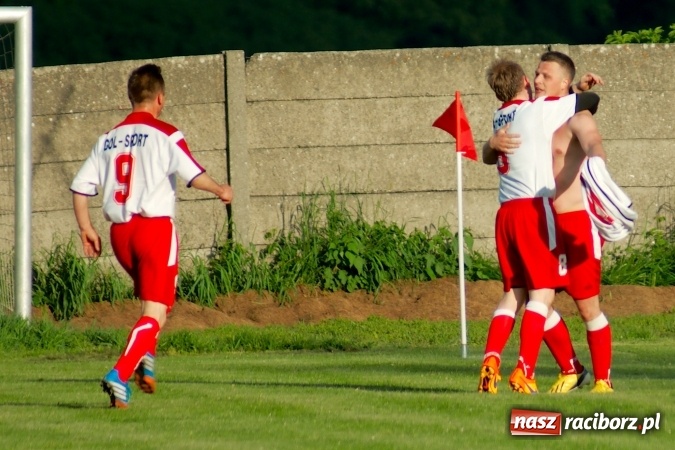 Zdjęcie w galerii na portalu naszraciborz.pl: Zawada Ks. - Lyski: I z czym do A klasy? wiadomości z regionu