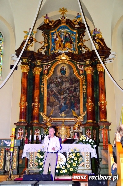 Zdjęcie w galerii na portalu naszraciborz.pl: W Bieńkowicach śpiewali dla św. Jana Pawła II  wiadomości z regionu