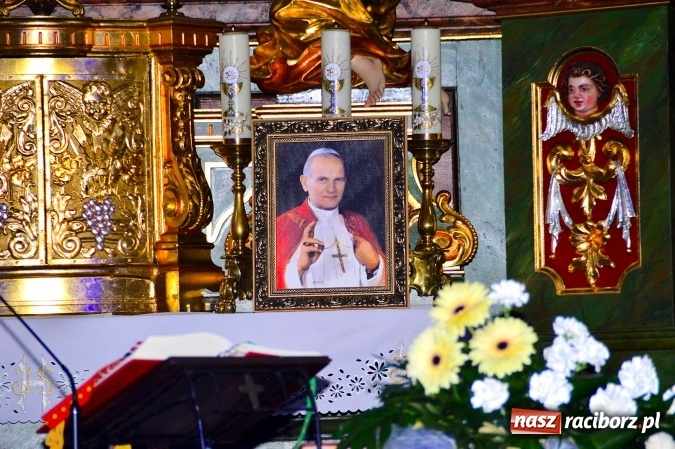 Zdjęcie w galerii na portalu naszraciborz.pl: W Bieńkowicach śpiewali dla św. Jana Pawła II  wiadomości z regionu