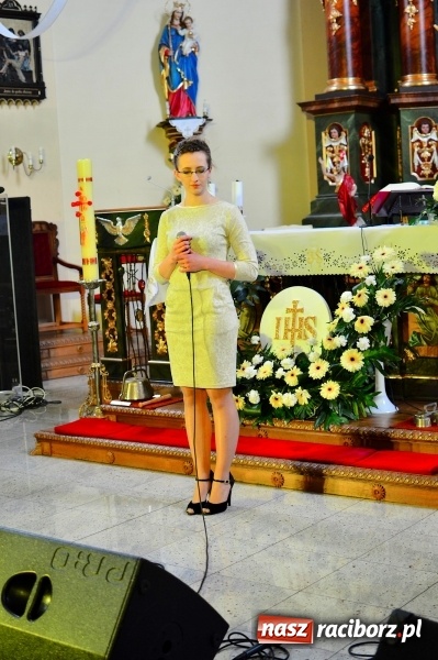 Zdjęcie w galerii na portalu naszraciborz.pl: W Bieńkowicach śpiewali dla św. Jana Pawła II  wiadomości z regionu