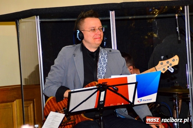 Zdjęcie w galerii na portalu naszraciborz.pl: W Bieńkowicach śpiewali dla św. Jana Pawła II  wiadomości z regionu