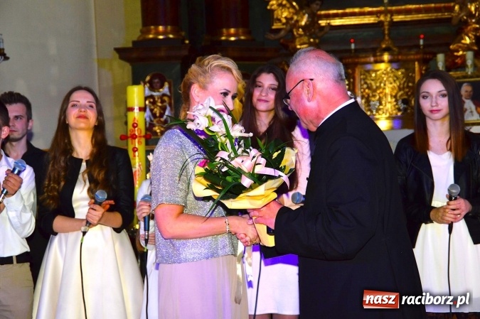 Zdjęcie w galerii na portalu naszraciborz.pl: W Bieńkowicach śpiewali dla św. Jana Pawła II  wiadomości z regionu