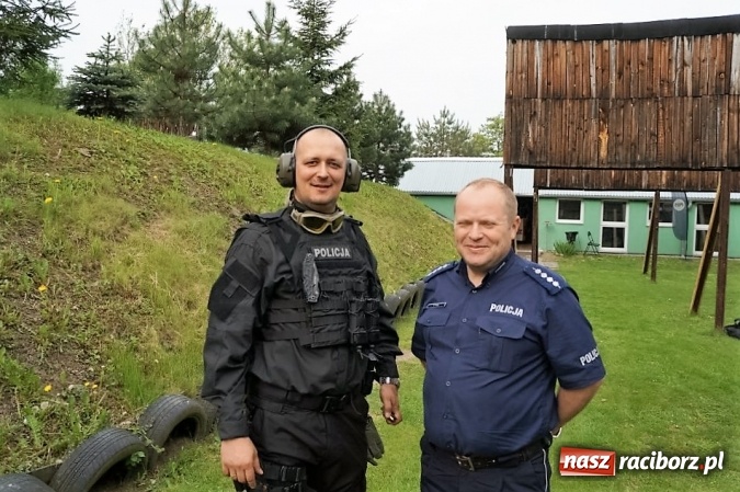 Zdjęcie w galerii na portalu naszraciborz.pl: Ostre policyjne strzelanie przy Łąkowej wiadomości z regionu