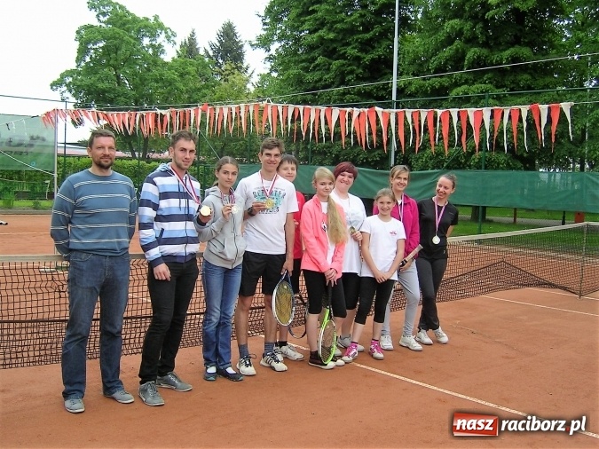 Zdjęcie w galerii na portalu naszraciborz.pl: Wygrana TKKF Rafako na 58. Wojew&oacute;dzkim Zlocie wiadomości z regionu